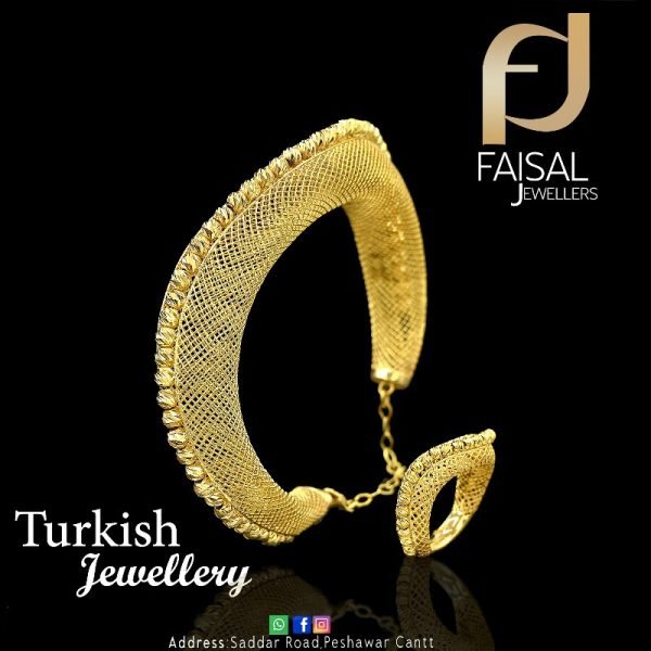 Gold Bracelet Design 011